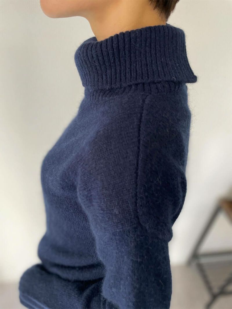 ポッシュアロマ　カシミヤセーター